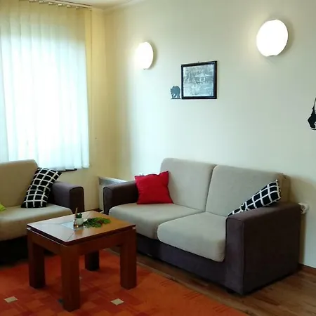 Pine Tree D34 Апартаменты