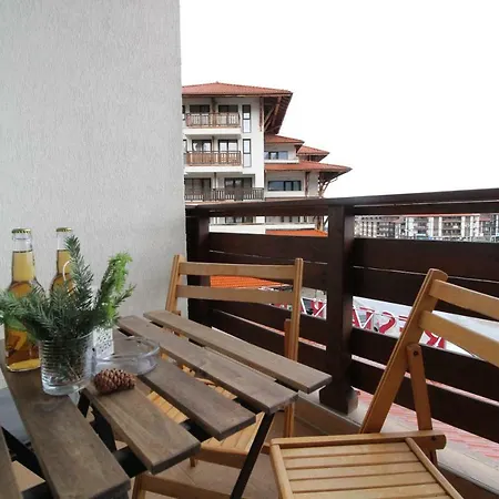 Pine Tree D34 * בנסקו